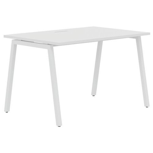 Gerader Schreibtisch, 160 cm, A-Füße Misao - Manutan Expert Gerader Schreibtisch, 160 cm, A-Füße Misao - Manutan Expert