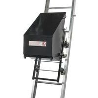 Halbautomatischer Kippkübel für Materiallift Haemmerlin