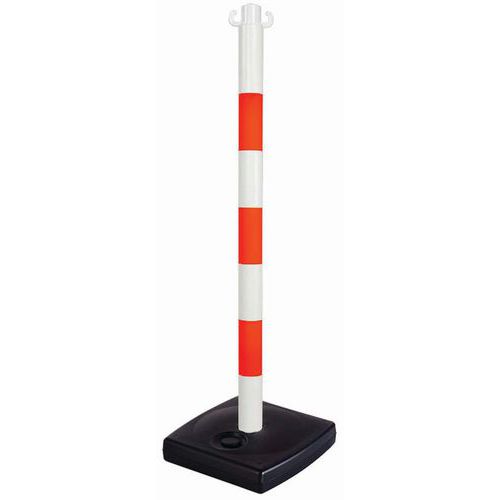Pfosten mit Kette auf Sockel PVC Manutan.ch